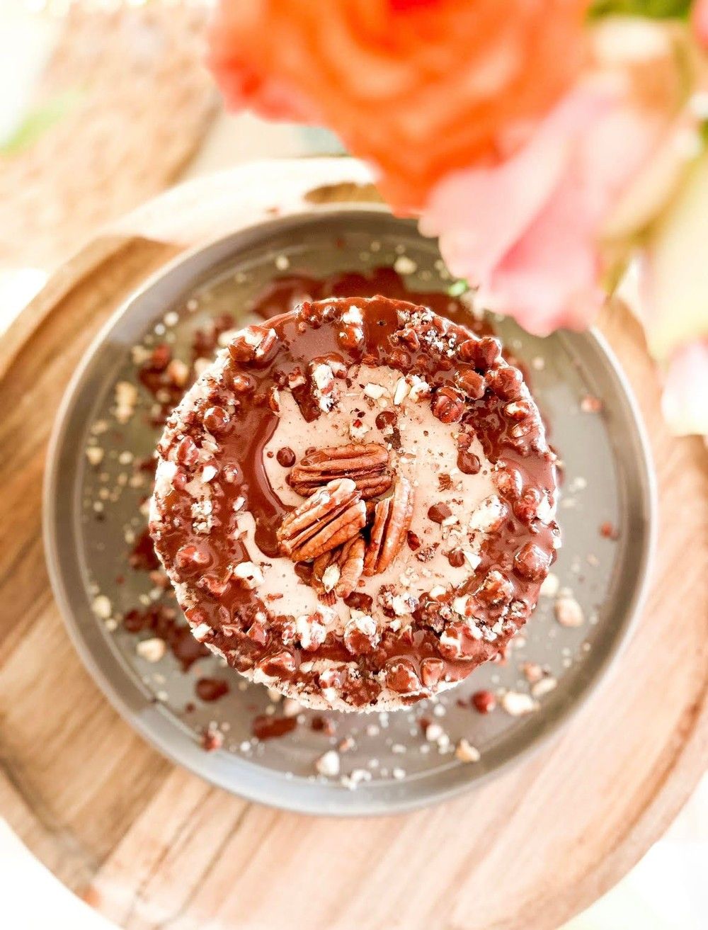 raw vegan chocolate vanilla ice cream cake (no churn) – Sprouting Zen